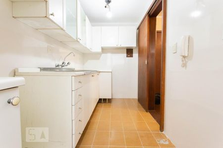 Cozinha de apartamento para alugar com 1 quarto, 45m² em Petrópolis, Porto Alegre