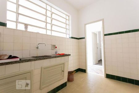 Cozinha de apartamento para alugar com 2 quartos, 90m² em Petrópolis, Porto Alegre