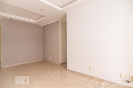 Sala de apartamento para alugar com 3 quartos, 81m² em Recreio dos Bandeirantes, Rio de Janeiro