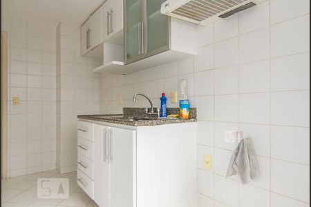 Cozinha de apartamento para alugar com 3 quartos, 81m² em Recreio dos Bandeirantes, Rio de Janeiro