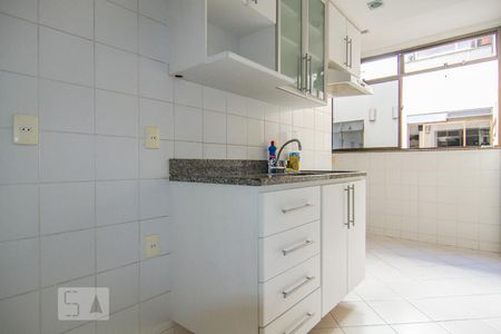 Cozinha de apartamento para alugar com 3 quartos, 81m² em Recreio dos Bandeirantes, Rio de Janeiro