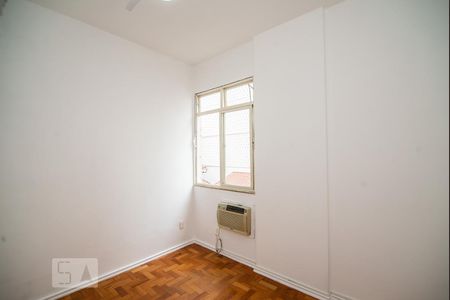 Quarto 2 de apartamento para alugar com 2 quartos, 55m² em Vila Isabel, Rio de Janeiro