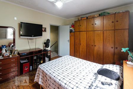 quarto 01 de casa para alugar com 4 quartos, 240m² em Vila Invernada, São Paulo