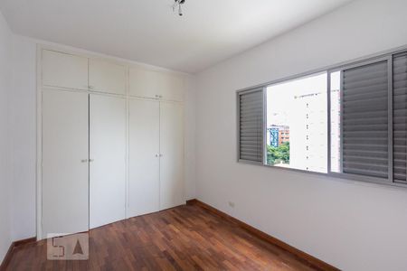 Quarto 1 de apartamento à venda com 2 quartos, 75m² em Vila Olímpia, São Paulo