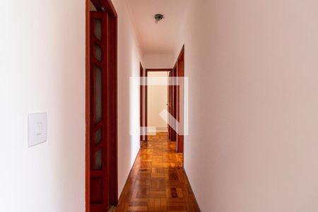 Corredor de apartamento à venda com 3 quartos, 87m² em Cambuci, São Paulo