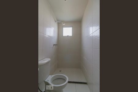 Banheiro de apartamento à venda com 2 quartos, 45m² em Vila Venditti, Guarulhos