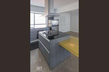 Cozinha de apartamento para alugar com 2 quartos, 121m² em Indianópolis, São Paulo