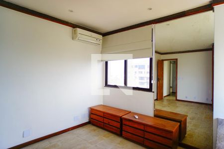Suíte de apartamento à venda com 2 quartos, 184m² em Barra da Tijuca, Rio de Janeiro