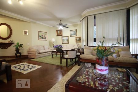 Sala de apartamento à venda com 4 quartos, 238m² em Vila Morumbi, São Paulo