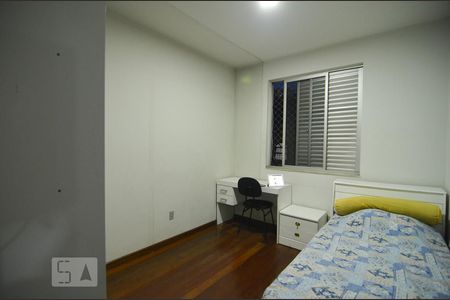 Quarto de apartamento à venda com 4 quartos, 110m² em Salgado Filho, Belo Horizonte