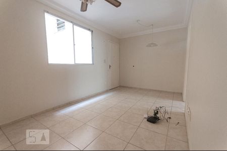 Sala de apartamento para alugar com 3 quartos, 68m² em Vila João Jorge, Campinas