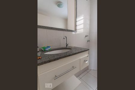 Banheiro lavabo social de apartamento para alugar com 3 quartos, 68m² em Vila João Jorge, Campinas