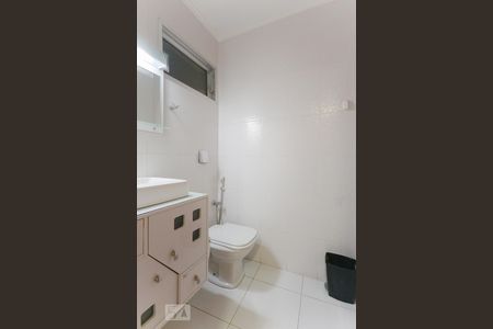 Lavabo de casa à venda com 3 quartos, 170m² em Maracanã, Rio de Janeiro