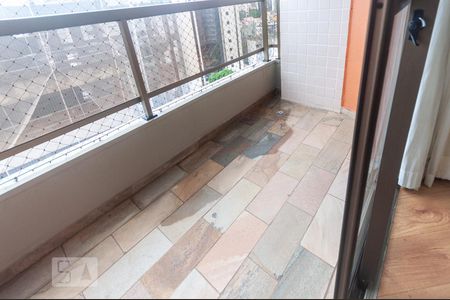 Sacada de apartamento para alugar com 3 quartos, 100m² em Jardim Planalto, Campinas