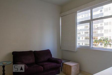 Quarto 1 de apartamento à venda com 2 quartos, 80m² em Leblon, Rio de Janeiro