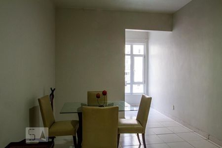 Sala de apartamento à venda com 2 quartos, 80m² em Leblon, Rio de Janeiro