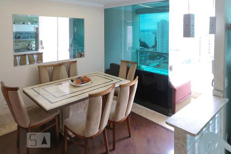 Sala de casa para alugar com 4 quartos, 230m² em Vila Ester (zona Norte), São Paulo