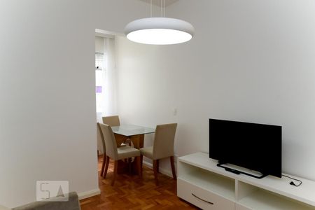 Sala de apartamento para alugar com 1 quarto, 40m² em Leblon, Rio de Janeiro