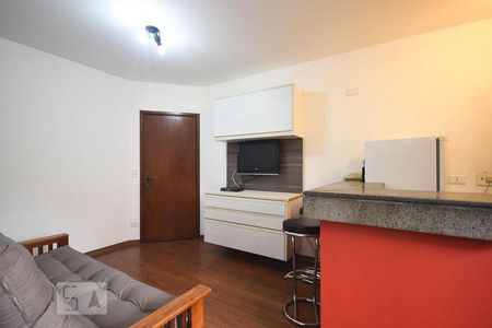 Sala de apartamento para alugar com 1 quarto, 30m² em Vila Suzana, São Paulo