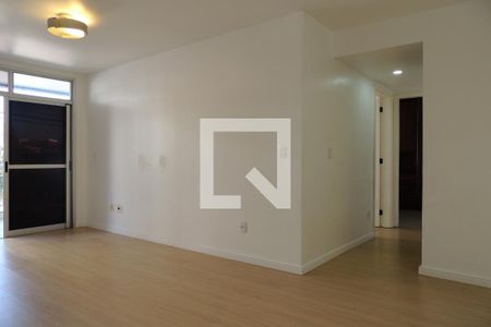 Sala 1 de apartamento para alugar com 2 quartos, 80m² em Freguesia (jacarepaguá), Rio de Janeiro