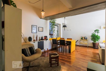 Sala de Laitura de apartamento para alugar com 2 quartos, 125m² em Cerqueira César, São Paulo