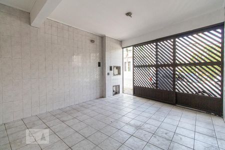 Garagem de casa para alugar com 3 quartos, 200m² em Mooca, São Paulo