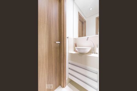 Banheiro de apartamento para alugar com 3 quartos, 97m² em Santa Cruz, Belo Horizonte