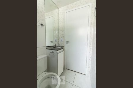 Banheiro Social de apartamento para alugar com 2 quartos, 50m² em Planalto, Belo Horizonte