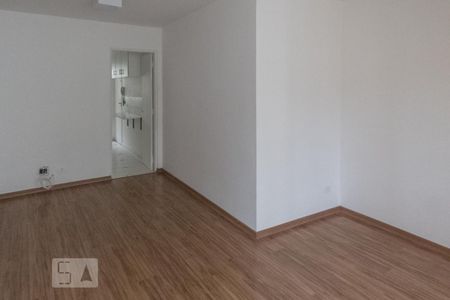 Sala de apartamento para alugar com 3 quartos, 80m² em Indianópolis, São Paulo