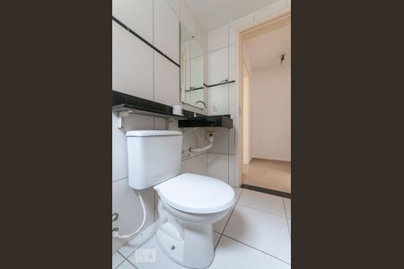 Banheiro de apartamento à venda com 2 quartos, 46m² em Vila Campos Sales, Campinas