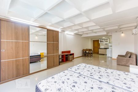 Living de kitnet/studio para alugar com 1 quarto, 42m² em Menino Deus, Porto Alegre