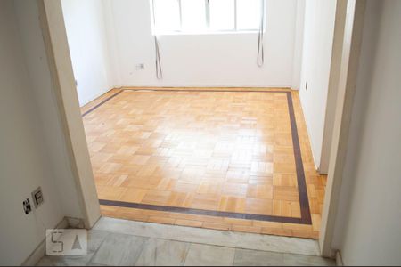 entrada com vista a sala de apartamento para alugar com 3 quartos, 83m² em Centro Histórico, Porto Alegre