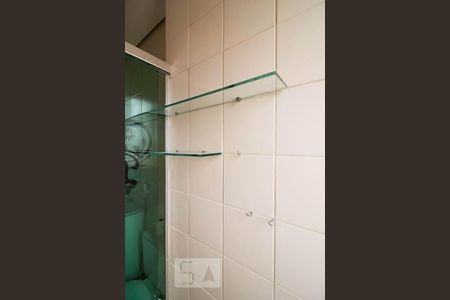 Banheiro de apartamento à venda com 2 quartos, 60m² em Nova Cintra, Belo Horizonte