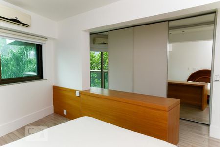 Suíte de apartamento para alugar com 1 quarto, 90m² em Lagoa, Rio de Janeiro