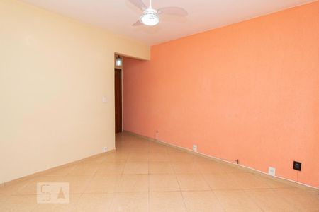 Sala de apartamento à venda com 2 quartos, 60m² em Todos Os Santos, Rio de Janeiro