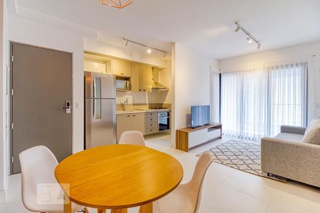 Sala de apartamento para alugar com 1 quarto, 53m² em Vila Nova Conceição, São Paulo