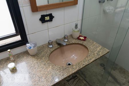 Banheiro social (Torneira) de apartamento para alugar com 3 quartos, 87m² em Vila Dom Pedro I, São Paulo