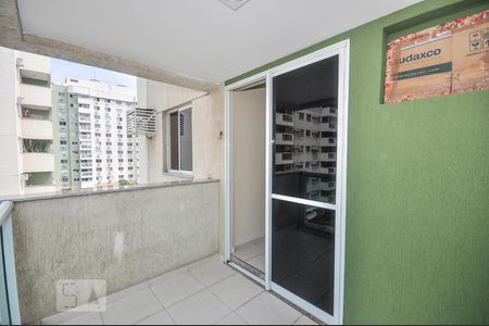 Varanda de apartamento à venda com 2 quartos, 70m² em Jacarepaguá, Rio de Janeiro