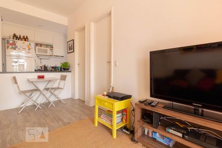 Sala de apartamento para alugar com 1 quarto, 50m² em Brooklin Paulista, São Paulo