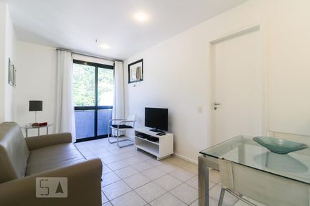 Sala de apartamento para alugar com 1 quarto, 42m² em Copacabana, Rio de Janeiro