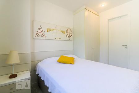 Suíte de apartamento para alugar com 1 quarto, 42m² em Copacabana, Rio de Janeiro