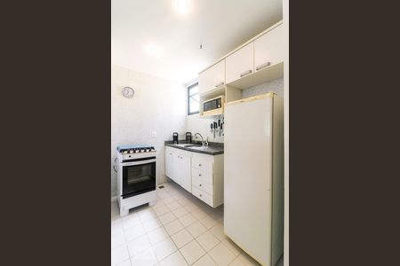 Cozinha de apartamento para alugar com 1 quarto, 42m² em Copacabana, Rio de Janeiro