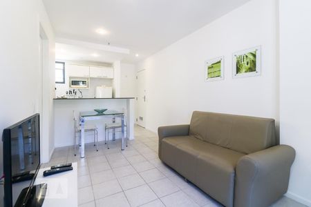 Sala de apartamento para alugar com 1 quarto, 42m² em Copacabana, Rio de Janeiro