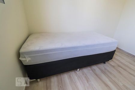 Quarto 1 de apartamento para alugar com 3 quartos, 74m² em Setor Goiânia 2, Goiânia