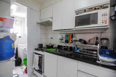 Cozinha de apartamento para alugar com 2 quartos, 77m² em Vila Anglo Brasileira, São Paulo