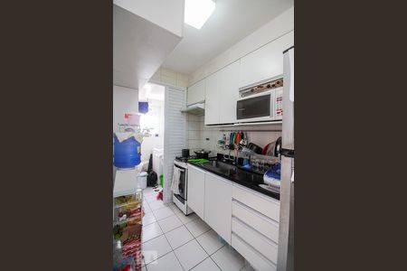 Cozinha de apartamento para alugar com 2 quartos, 77m² em Vila Anglo Brasileira, São Paulo