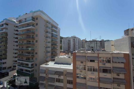 vista sala de apartamento à venda com 2 quartos, 100m² em Santa Rosa, Niterói