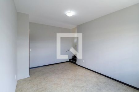 Sala 2 de casa para alugar com 4 quartos, 220m² em Alípio de Melo, Belo Horizonte