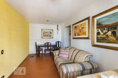 Apartamento à venda com 2 quartos, 58m² em Vila Uberabinha, São Paulo