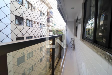 varanda de apartamento para alugar com 2 quartos, 59m² em Anil, Rio de Janeiro